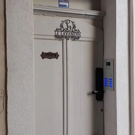 Le Romarin Classé 3 étoiles Apartamento Riez