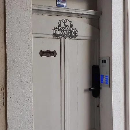 Apartment Le Romarin Classe 3 Etoiles *